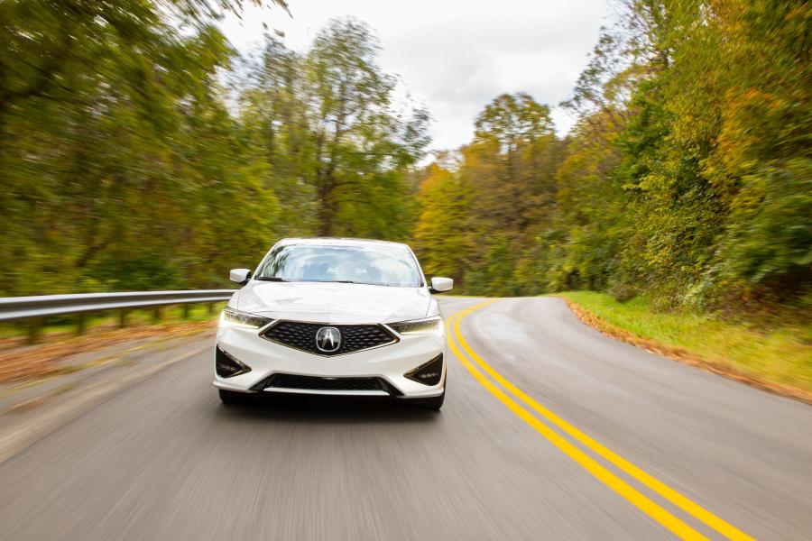  Acura ILX A-Spec 2018 года  (фото 22 из 52)